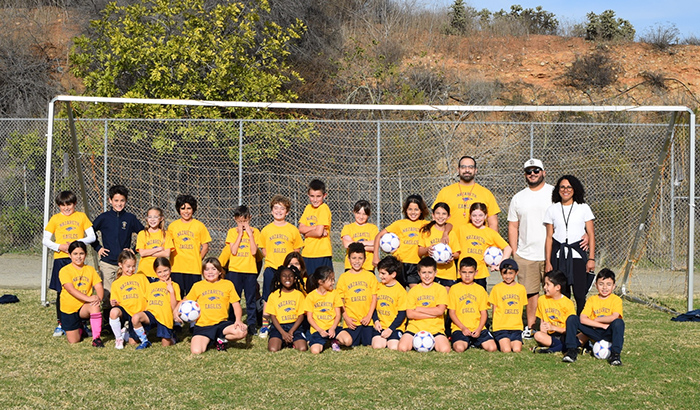 3rd and 4th grade soccer team photo