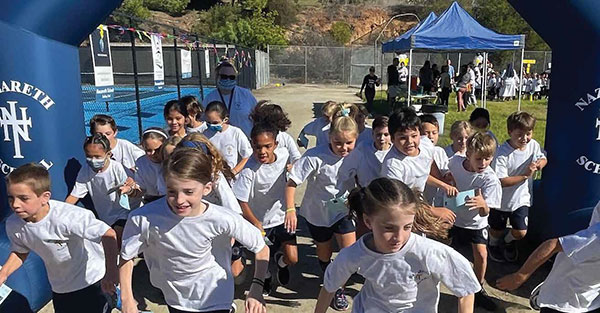 Nazareth kids running in the Turkey Trot